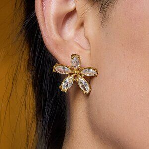 18K Gold Plated Flower Stud Earrings - Gift For Her - Floral Themed Gold Jewelry